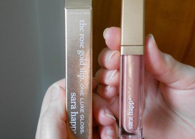 Sara Happ Review: Lip Scrub and Lip Slip Glosses