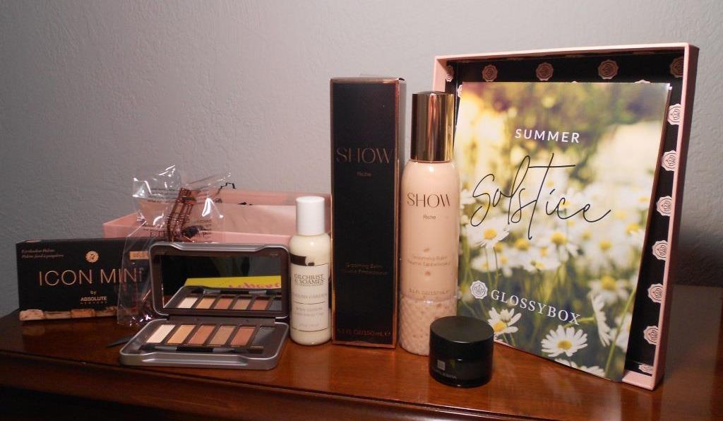 Glossybox June 2018 Summer Solstice Beauty