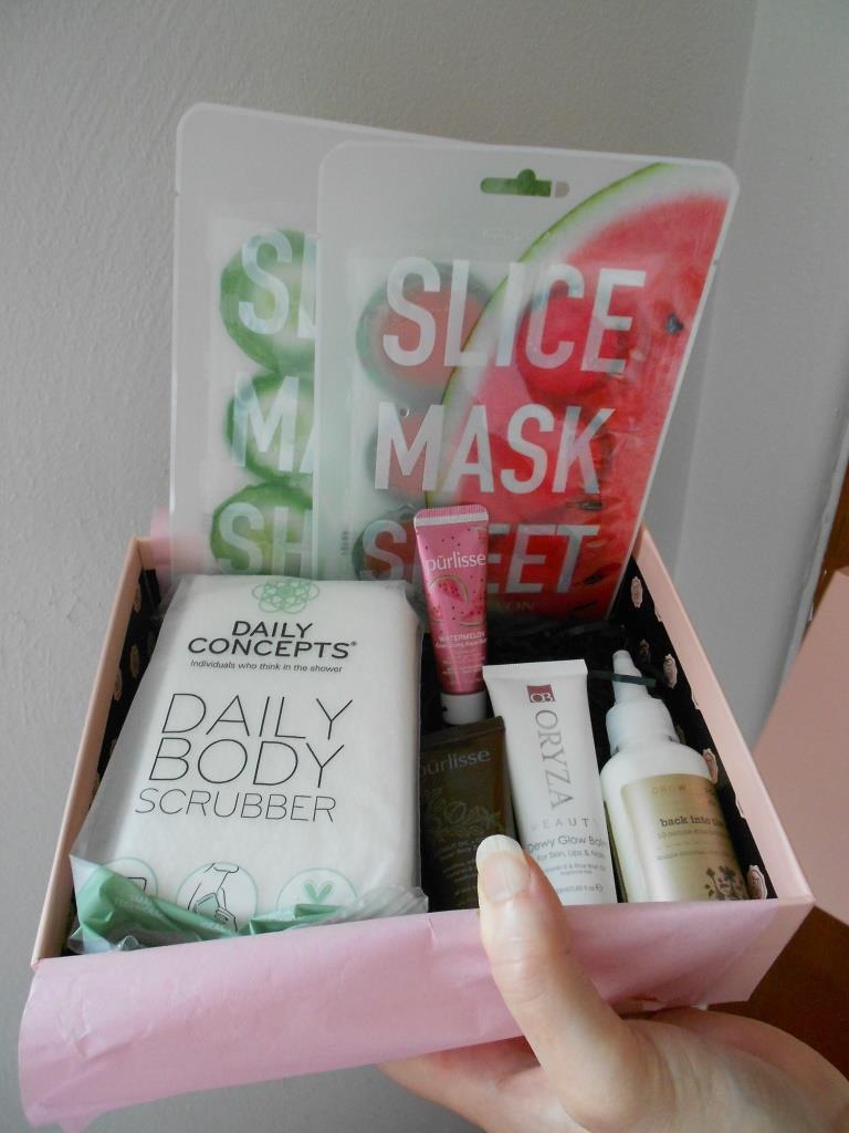 Glossybox May 2019 Embraces Natural Beauty