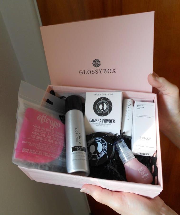 Glossybox Summer Oasis July 2019 Review