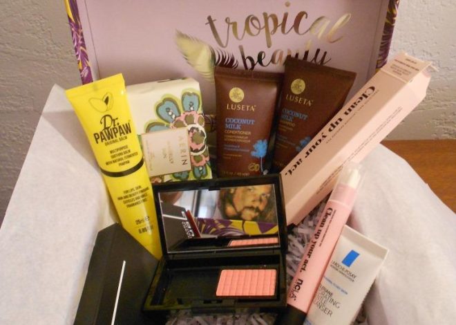 Glossybox Tropical Beauty July 2017 Review
