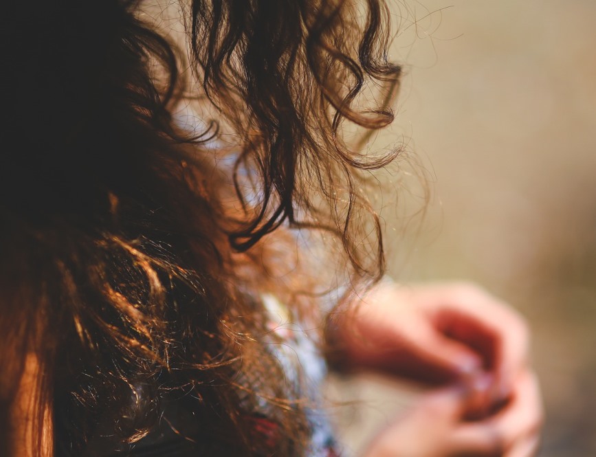 Hair Shedding Vs Hair Loss and How to Tell the Difference