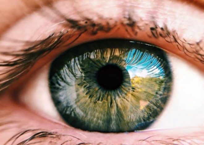 How to Get Younger Looking Eyes and Defy Aging