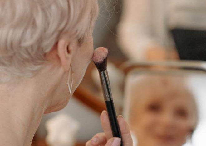 Rosacea Makeup Tips to Best Reduce Facial Redness