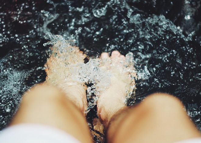 DIY Mint Foot Soak for Sore Feet Cools and Invigorates Abused Feet