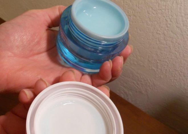 Is a Gel Moisturizer Better for Your Skin Than a Heavier Formulation?