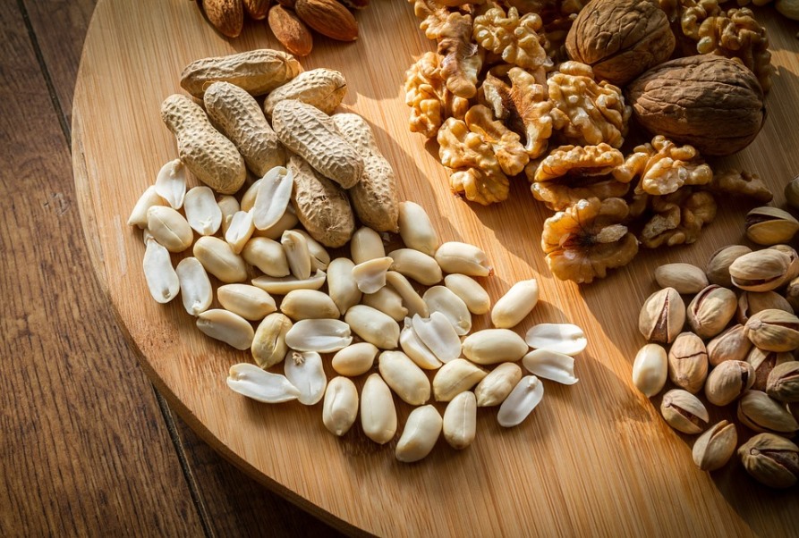 Many Benefits of Nuts You Want for Better Health and Beauty