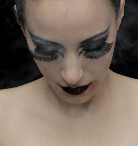 Makeup Trends for Fall 2017 and Winter 2018