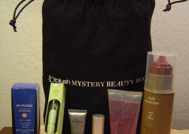 Review:  Blush Mystery Beauty Box August 2014