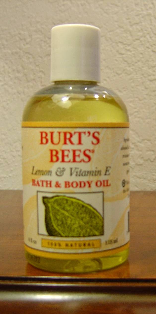 Review:  Burt’s Bees Lemon & Vitamin E Bath & Body Oil