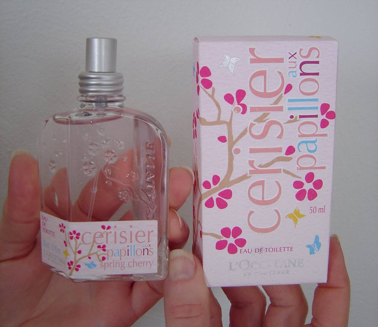 Are You Ready to Fall in Love?  L’Occitane’s Limited-Edition Spring Cherry Eau de Toilette Spray  and Velvet Moisturizing Gel Review!