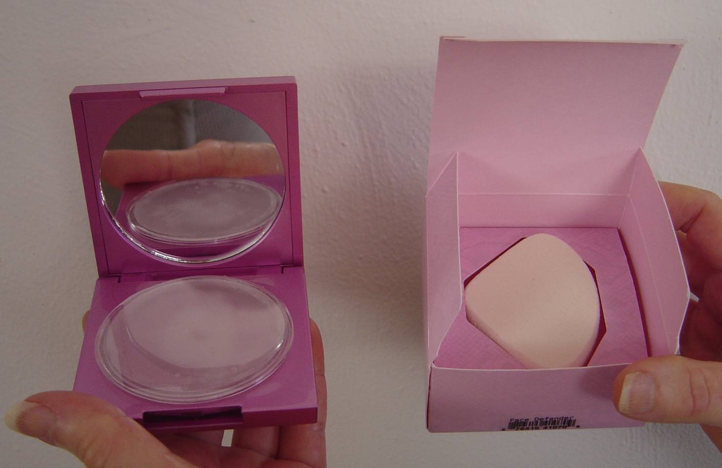 Mally Beauty Evercolor Poreless Defender Review for a Flawless Finish + ($40) Giveaway!–Ends April 12, 2013