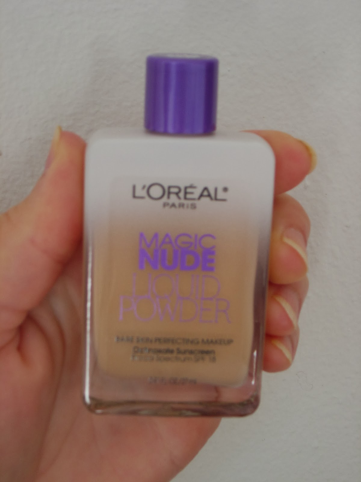 NEW From L’Oréal Paris–Magic Nude Liquid Powder Bare Skin Perfecting Makeup (Nude Beige) Review + Swatches!