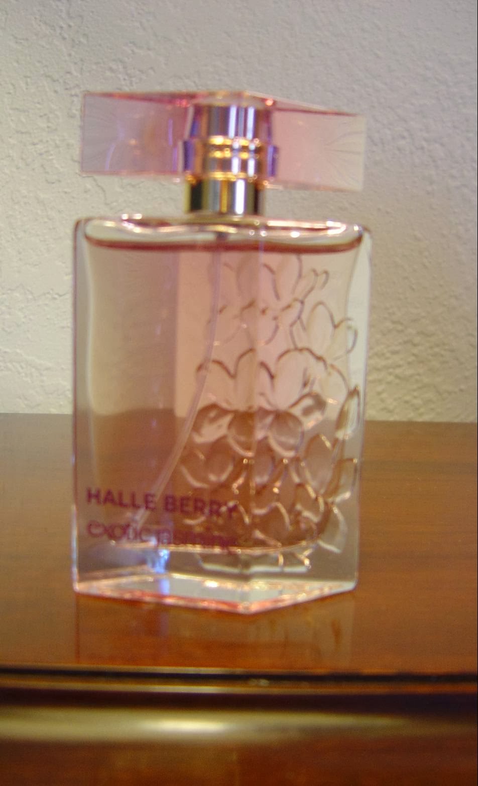 Review:  Halle Berry’s Exotic Jasmine Eau de Parfum Takes You on a Whimsical Journey!