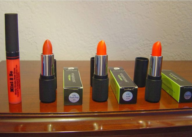 Start Spring Fresh With Juicy Tones of Orange to Play Up Lips:  Red Apple Lipstick Style (Plush Pop, Firefly, Sunkissed, Fuzzy Navel) Review + Swatches!