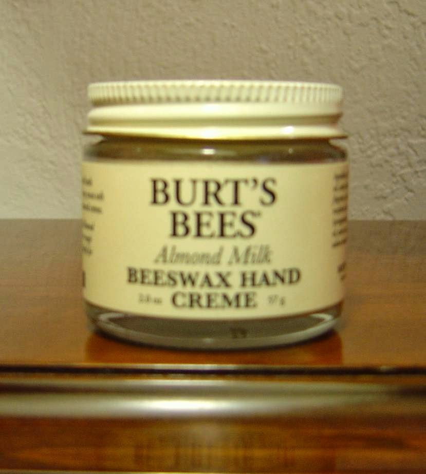 Award-Winning Burt’s Bees Almond Milk Beeswax Hand Creme Review
