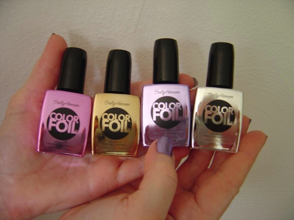 Sally Hansen’s NEW Color Foil Nail Makeup Review + SWATCHES!