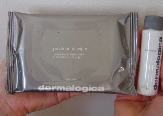 Dermalogica PreCleanse Oil and Wipes to #DoubleCleanse! (Review)