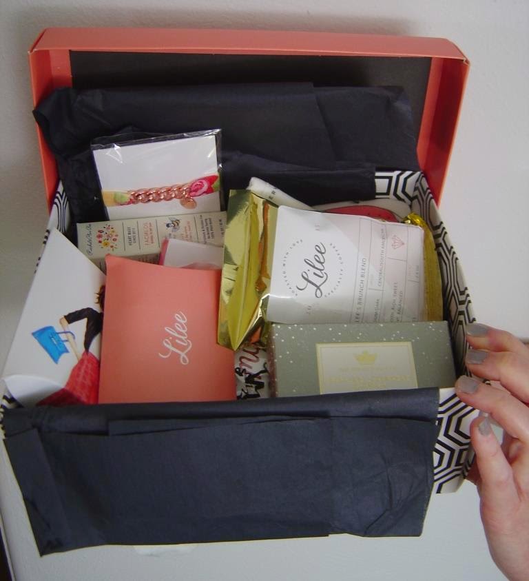 Discover Lilee Beauty and Lifestyle Subscription Box — May 2015 Box Review