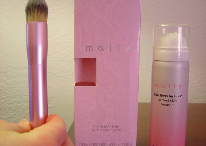Mally Beauty’s Effortless Airbrush Perfect Skin Mousse (Light) & Brush Review + SWATCH!