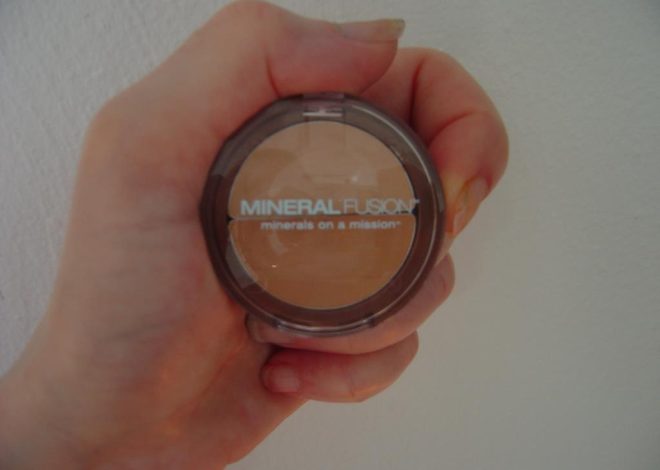 Review + Swatches: Mineral Fusion Neutral Concealer Duo