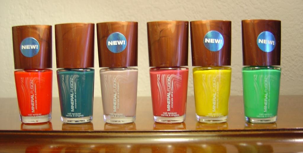 Review + Swatches:  Mineral Fusion Nail Polishes Treating Nails to Healthier, Caring Color for Summer 2015!