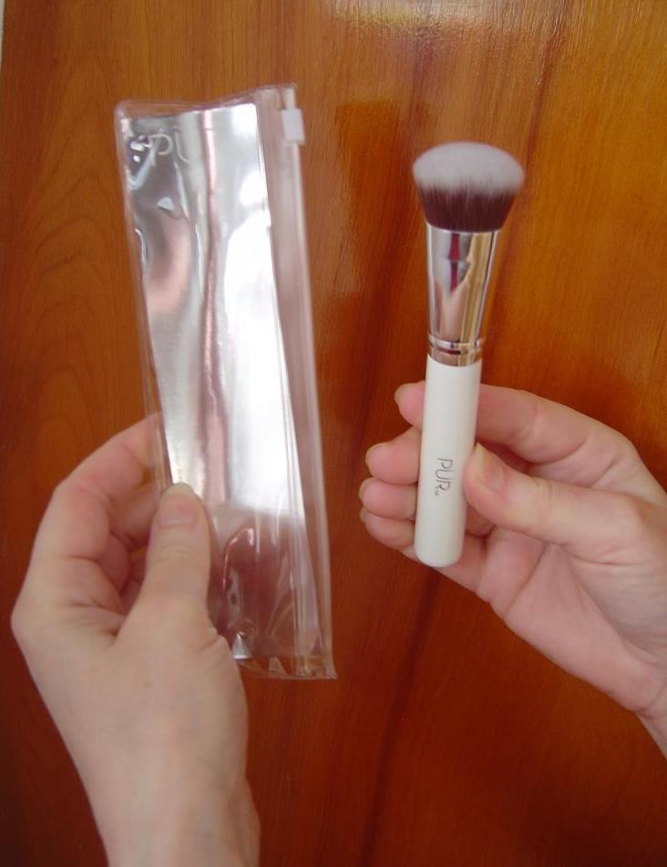 Pur Minerals Brushes Review–Perfecting Body, Contour Blending and Blurring Powder Brushes