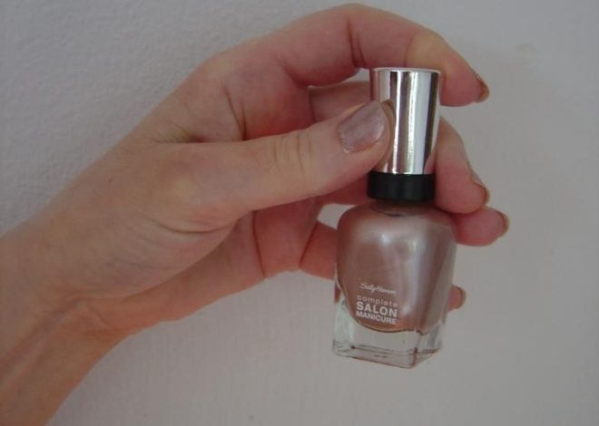 Review + Swatches: Sally Hansen’s Spring/Summer 2015 Rodarte Nails to Keep Summer Going As Long As Possible!