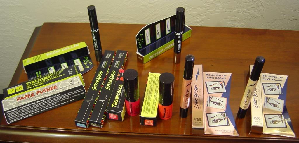 Touch in SOL Cosmetics Review + ($163) Giveaway!–Ends October 26, 2015