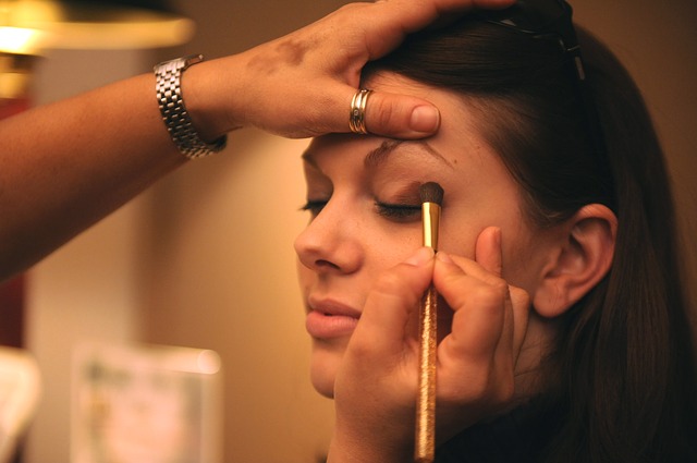 This Handy Beauty Fix Will Save You From Starting Over When You Overdo Your Eye Shadow Or Blush