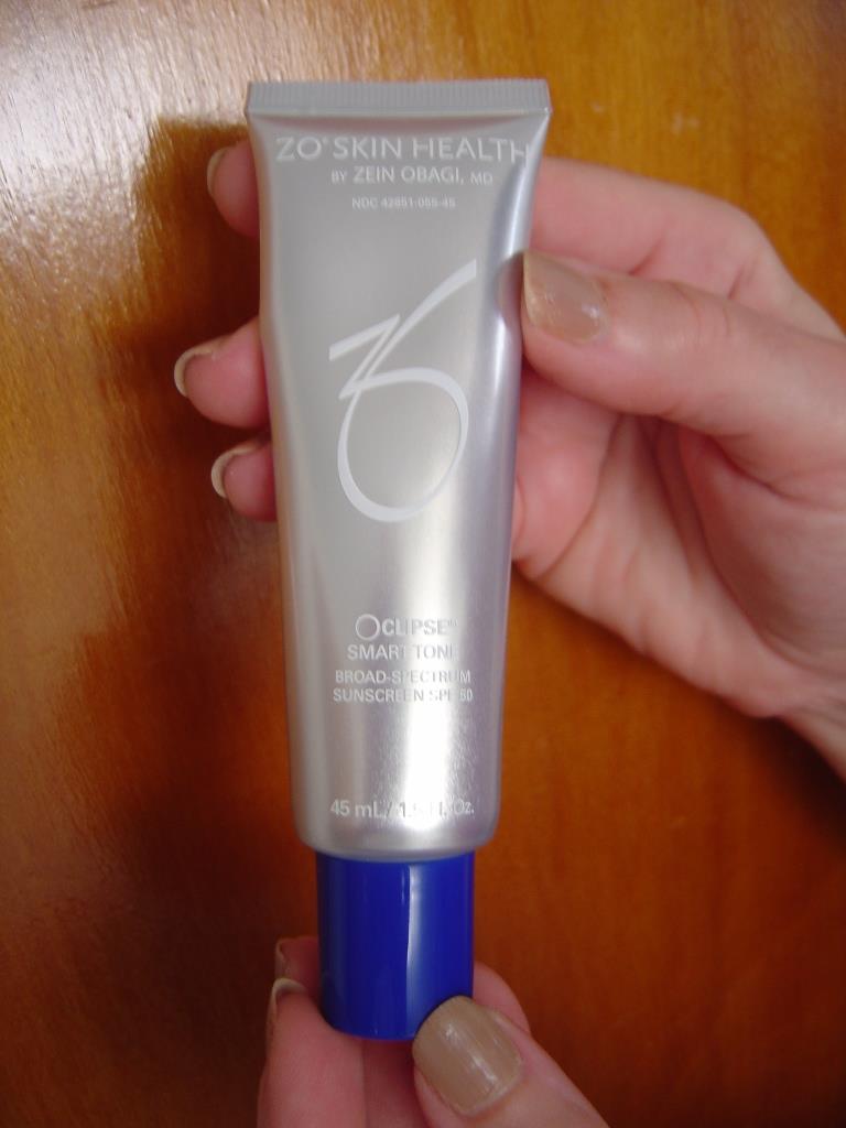 Review:  ZO Skin Health Oclipse Smart Tone Broad Spectrum Sunscreen SPF 50
