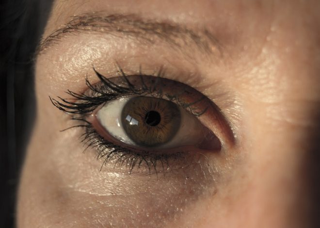 These Natural Fixes for Puffy Eyes Can Help