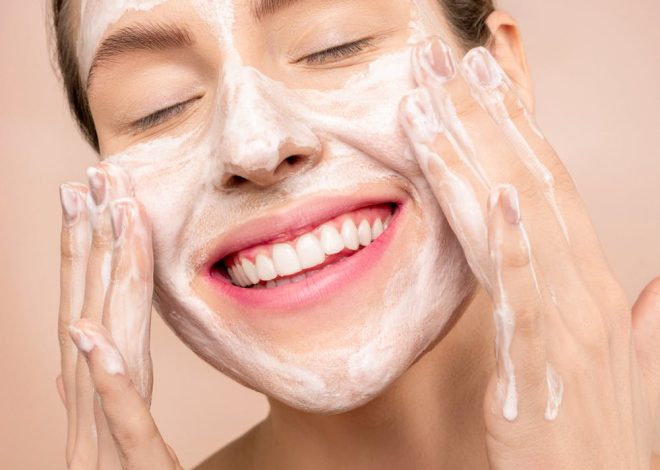 Face Cleansers:  Ingredients to Avoid and Look for