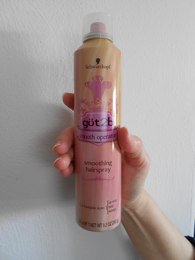 Hair Spray Tips to Work Hairstyling Magic