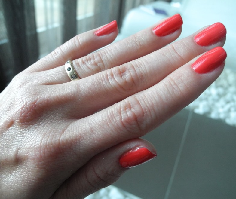 My DIY Cuticle Fix Revives Winter Nails