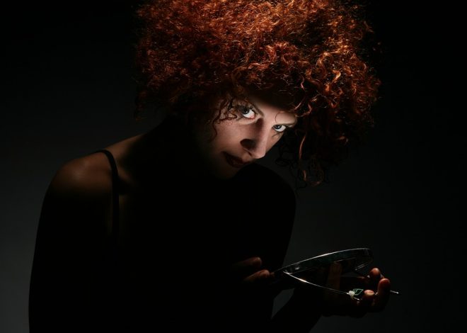 Prevent Frizz With These Natural Curl Care Tricks