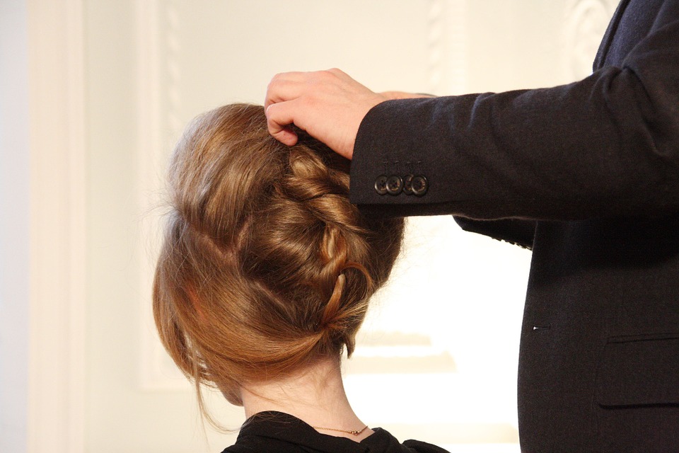 Stylist Secrets to Keep Hair Fabulous!