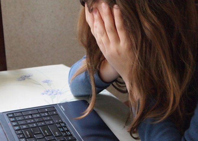 Are You Confused About How to Get Rid of Dandruff the Right Way?