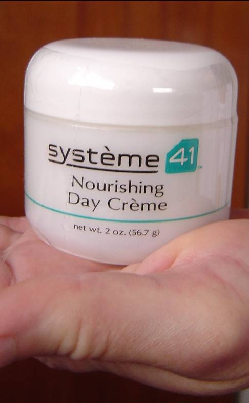 Système 41 Nourishing Day Crème Review and Giveaway! (2 Winners!)–Ends April 3, 2012