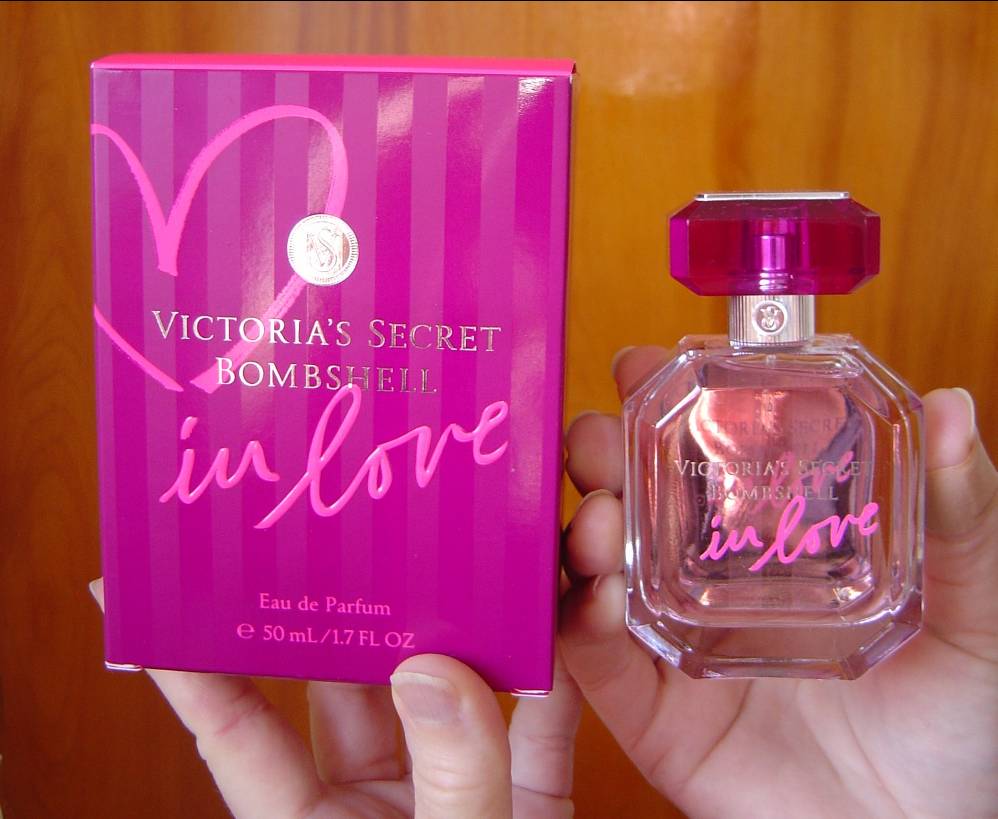 Victoria’s Secret Bombshell in Love Eau de Parfum Spray Review