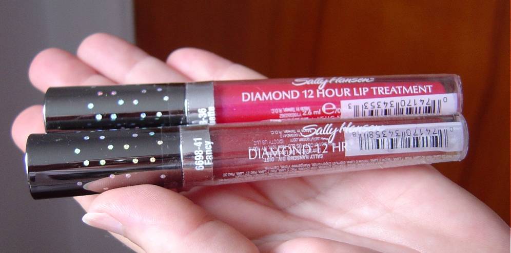 Sally Hansen’s Diamond 12-Hour Lip Treatment Lip Glosses Review