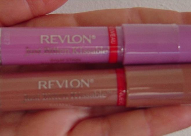 Revlon’s Just Bitten Kissable Balm Stains (#50 Precious and #10 Darling) Review + Swatches!