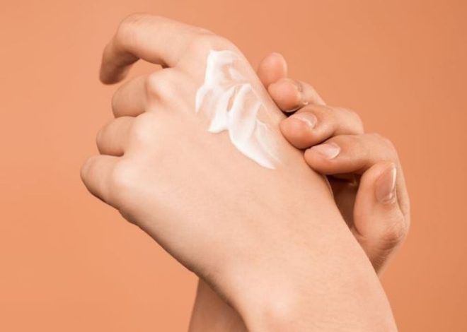 How to Clean and Still Beautify Your Hands 