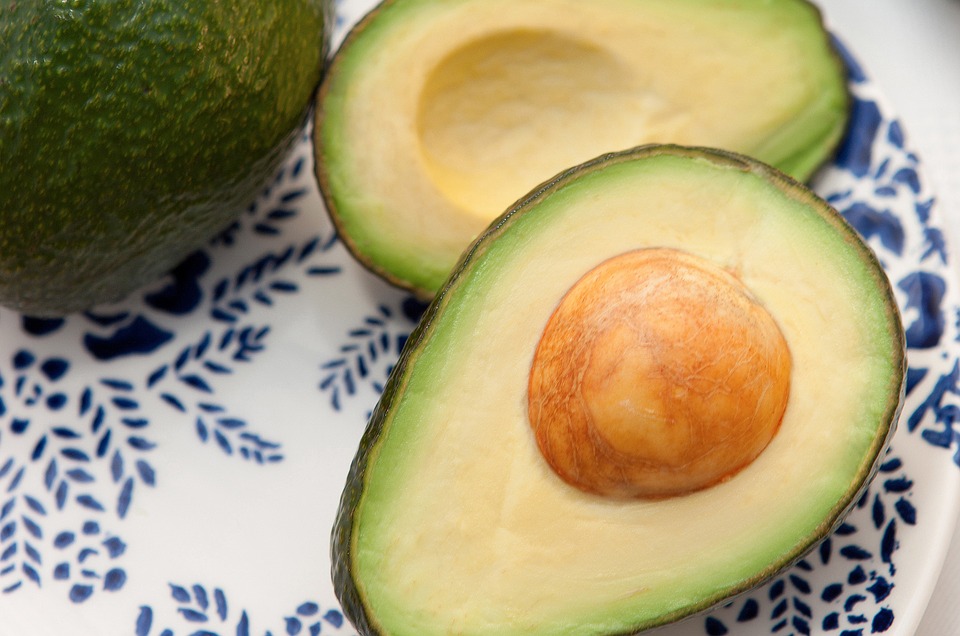 DIY Hydrating Face Mask to Love